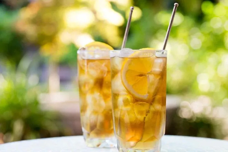 Is long island iced tea a girly drink? all you need to know